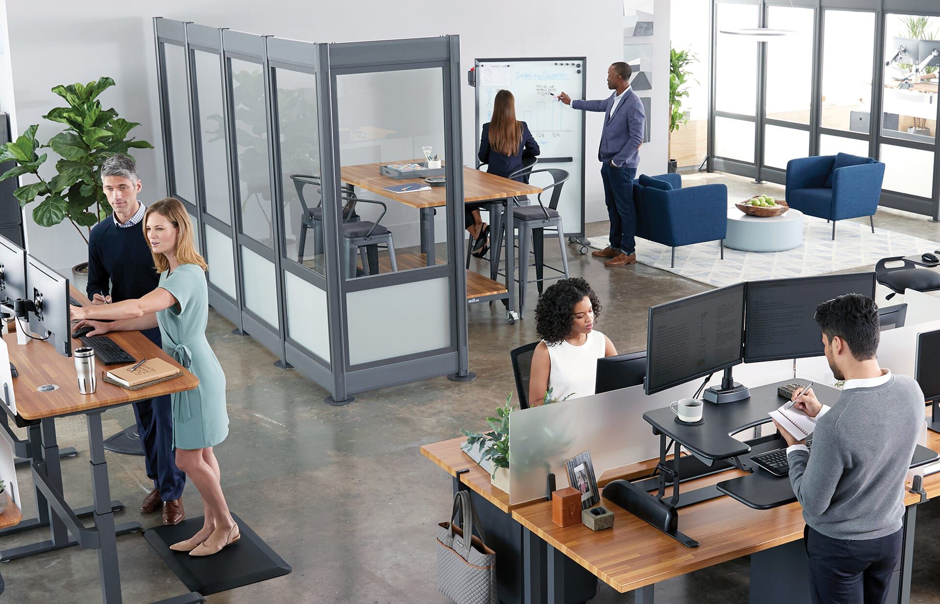 Individuals in office with Vari products