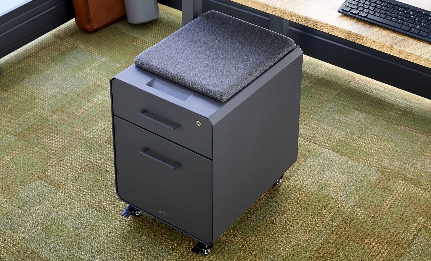 Vari storage seat