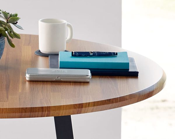 table top seen up close with beveled edge