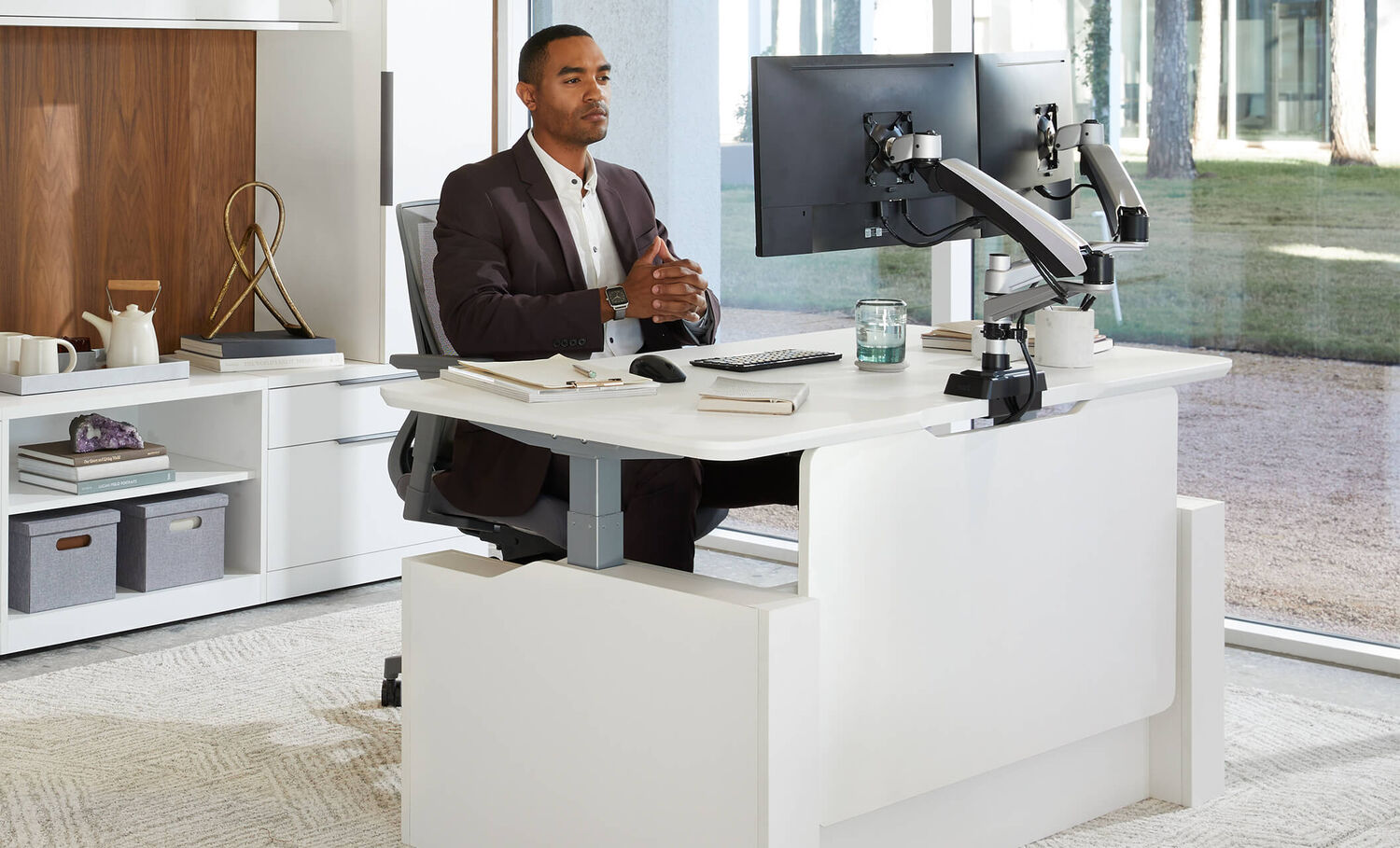 professional seating in private office. Executive collection is used to add storage and privacy to their workspace