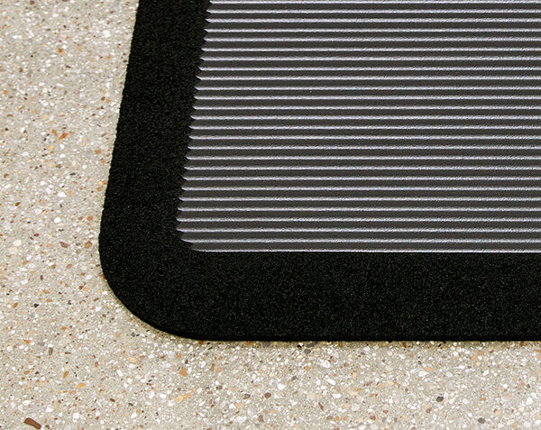 closeup of beveled edge on mat