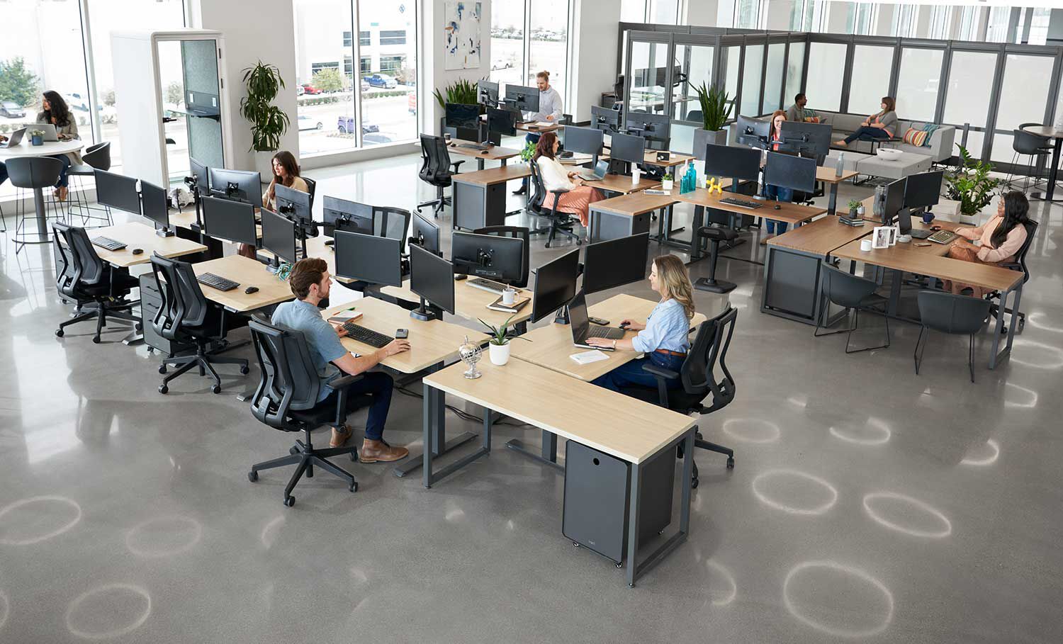flexible workplace with personal workspaces and collaborative spaces