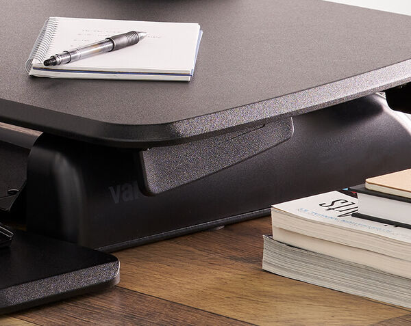 varidesk essential 36 in lowest position on table