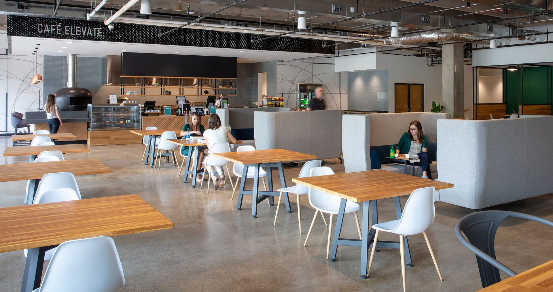 varispace las colinas cafe