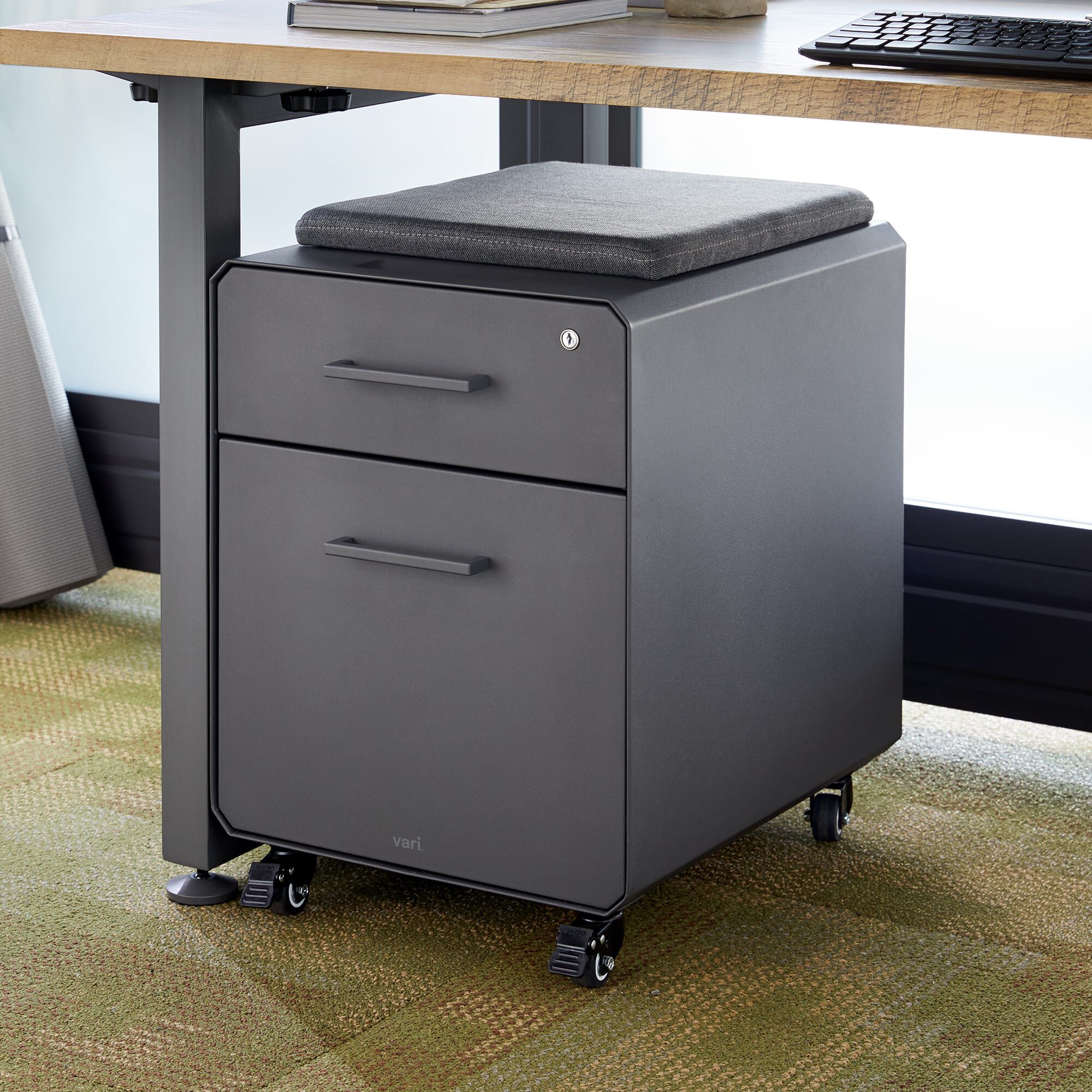 Storage cabinet clearance for under desk