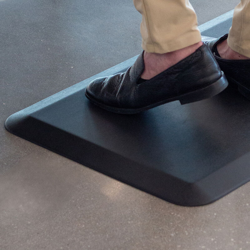 Standing Mat 32x20 image number null