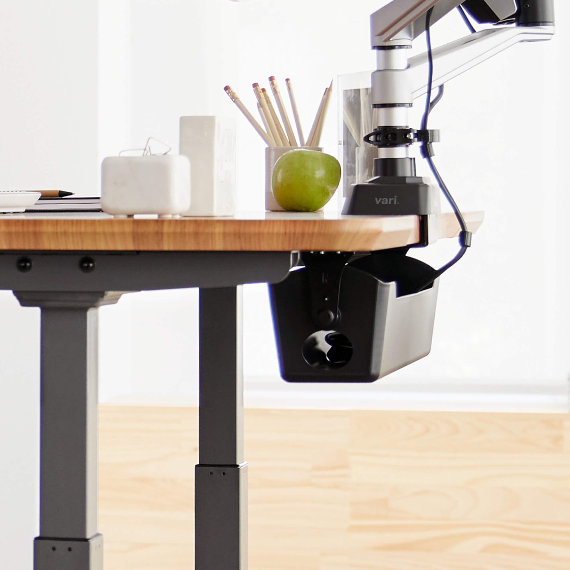 Varidesk outlet halo light