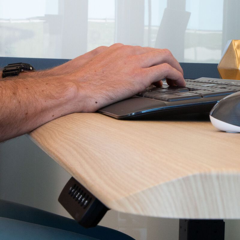 comfortable wrist placement image number null