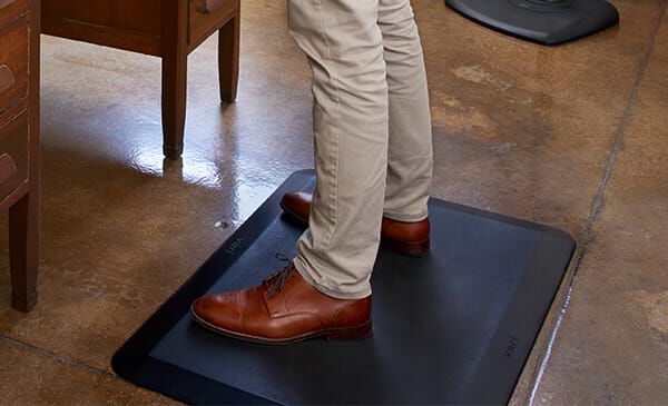 professional standing to work on anti fatigue standing mat