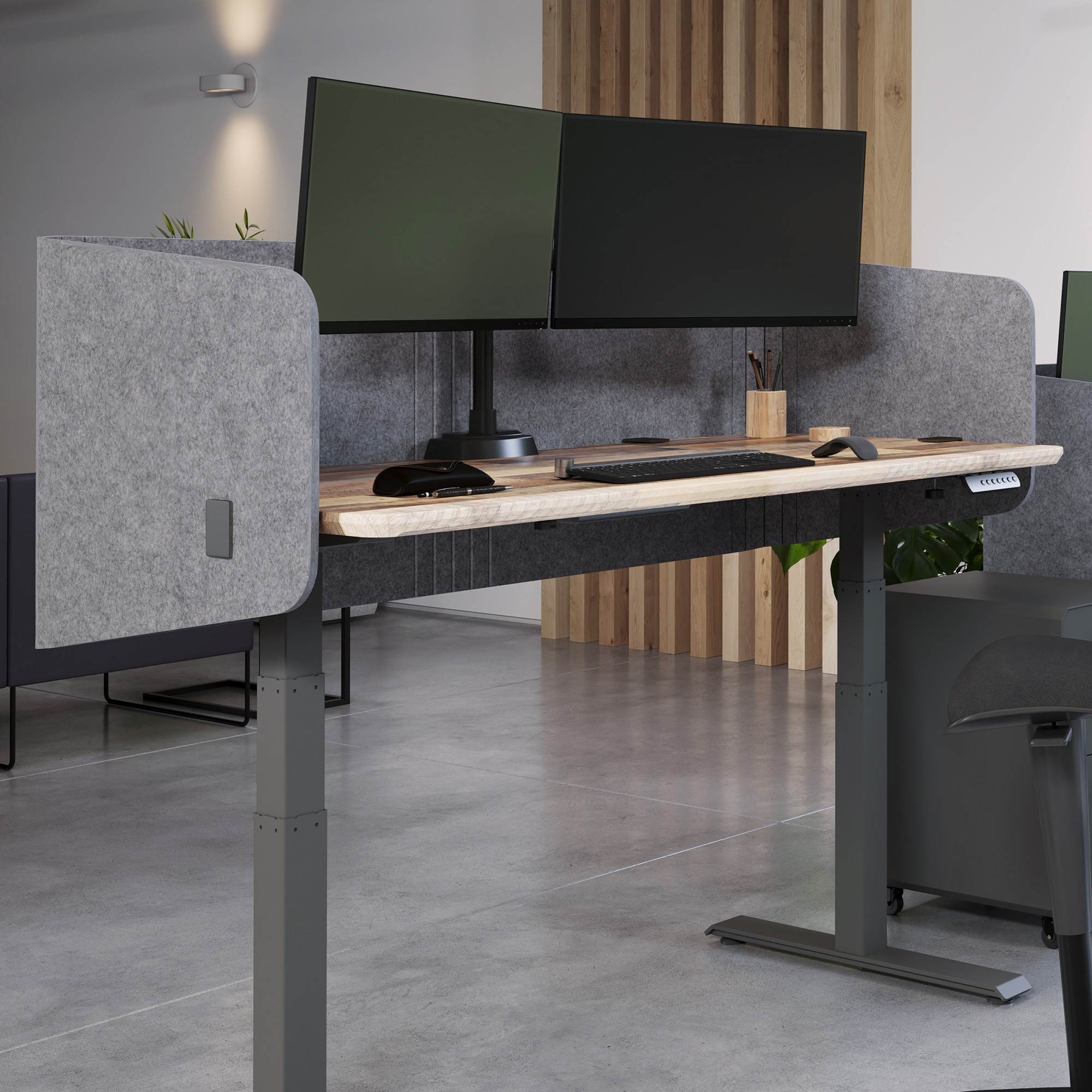 Privacy Desk Surround 60 | Privacy in an Open Office | Vari®