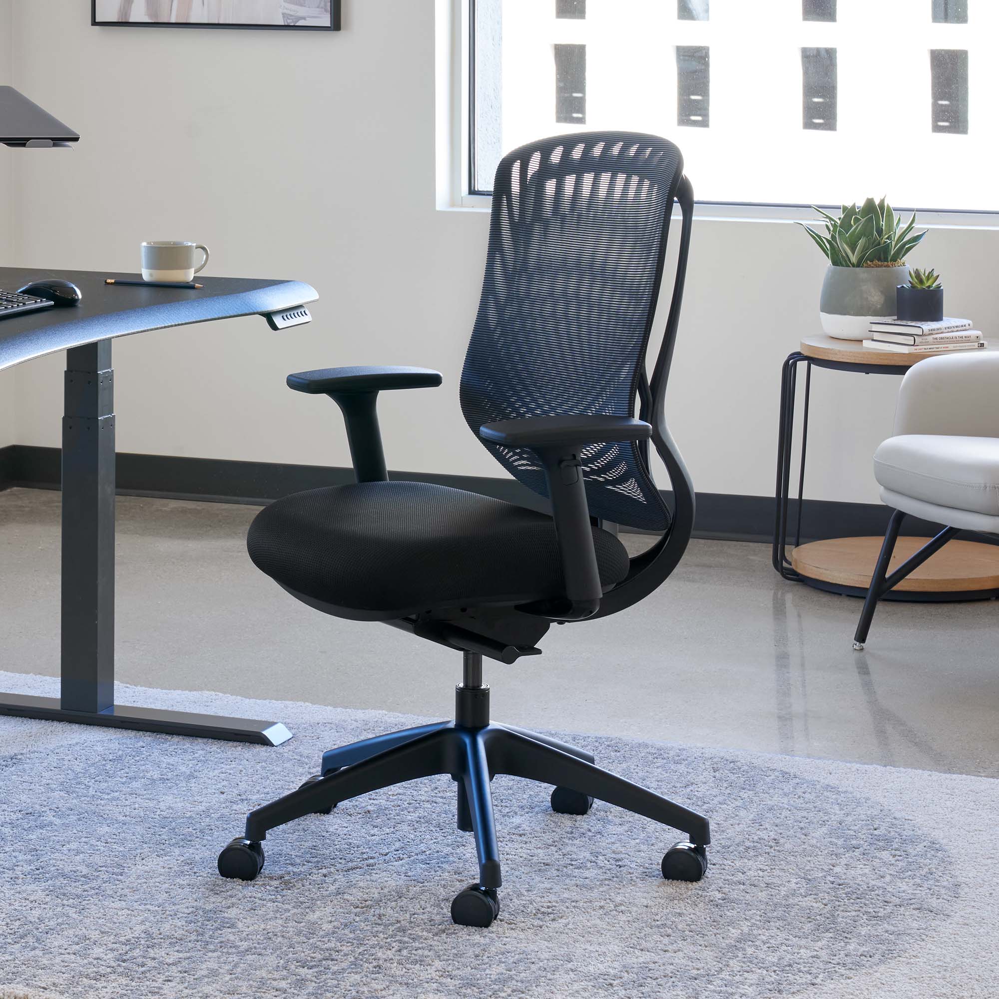 https://www.vari.com/on/demandware.static/-/Sites-vari-master-catalog/default/dw3cf01274/images/large/ST-PRFTSKCHR/43285-black/vari-performance-task-chair_43285_environmental.jpg