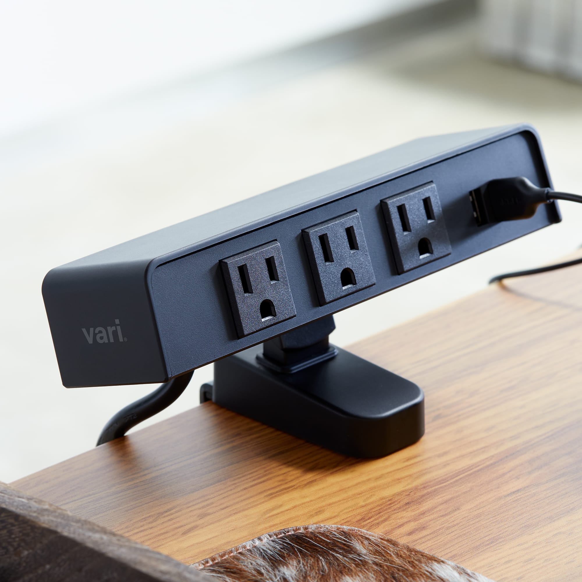 Power Hub Desk Power Outlet Vari